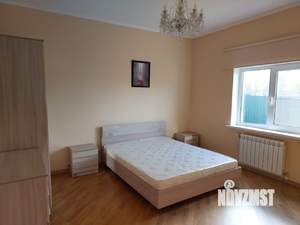 Дом 140м², 2-этажный, на длительный срок,