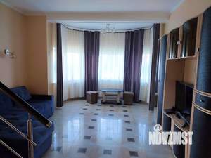 Дом 140м², 2-этажный, на длительный срок,