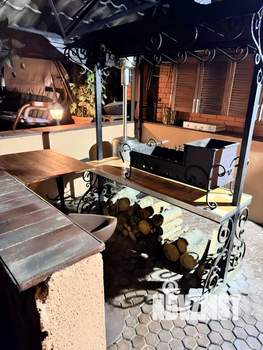 Дом 90м², 3-этажный, посуточно,