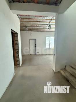 Дом 198м², 2-этажный, участок 5 сот.