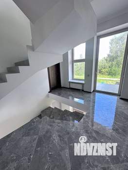 Дом 443м², 4-этажный, участок 12 сот.