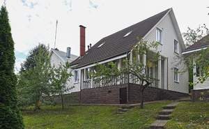 Дом 211м², 2-этажный, участок 12 сот.