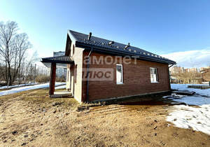 Дом 212м², 2-этажный, участок 5 сот.