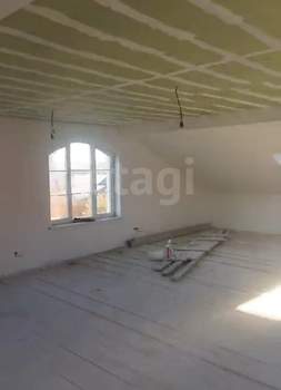 Дом 240м², 3-этажный, участок 5 сот.