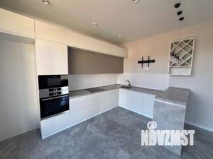 Дом 170м², 2-этажный, участок 10 сот.