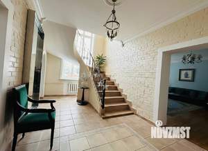 Дом 294м², 2-этажный, участок 16 сот.