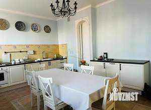 Дом 294м², 2-этажный, участок 16 сот.