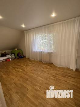 Дом 113м², 2-этажный, участок 8 сот.