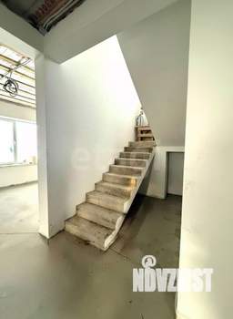 Дом 198м², 2-этажный, участок 5 сот.