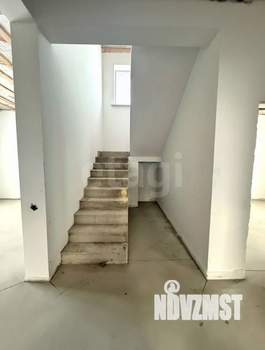 Дом 198м², 2-этажный, участок 5 сот.