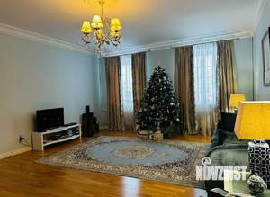 Дом 294м², 2-этажный, участок 16 сот.