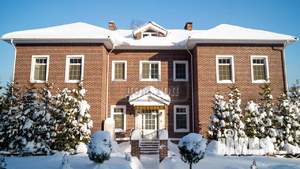 Дом 1200м&sup2;, 2-этажный, посуточно, 