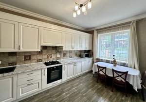 Дом 350м², 2-этажный, участок 13 сот.  