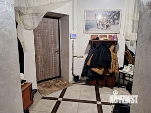 Дом 319м&sup2;, 3-этажный, участок 4 сот.  