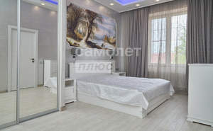 Дом 408м&sup2;, 2-этажный, участок 14 сот.  