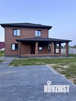 Коттедж 220м&sup2;, 2-этажный, участок 7 сот.  