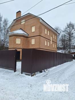 Дом 319м&sup2;, 3-этажный, участок 4 сот.  