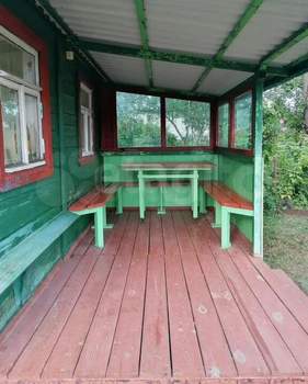 Дом 25м², 2-этажный, участок 6 сот.  