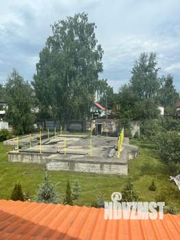 Дом 100м&sup2;, 2-этажный, участок 12 сот.  