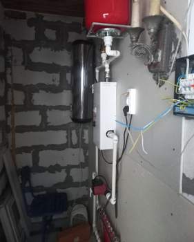 Дом 110м&sup2;, 1-этажный, участок 12 сот.  