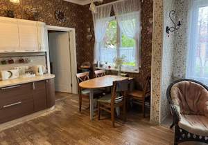 Дом 185м&sup2;, 2-этажный, участок 15 сот.  