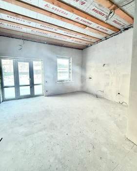 Дом 100м&sup2;, 1-этажный, участок 5 сот.  