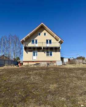 Дом 180м², 3-этажный, участок 13 сот.  