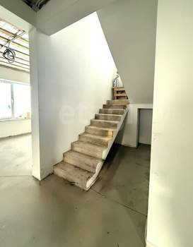 Дом 198м&sup2;, 2-этажный, участок 5 сот.  