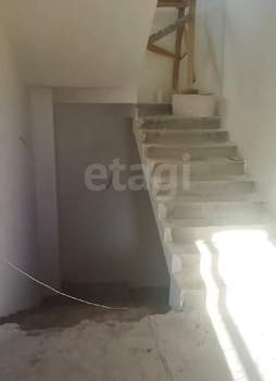 Дом 240м², 3-этажный, участок 5 сот.  
