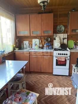 Дом 70м&sup2;, 2-этажный, участок 8 сот.  