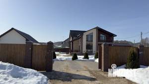 Дом 170м&sup2;, 2-этажный, участок 10 сот.  