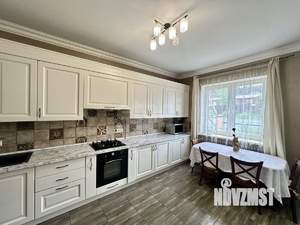 Дом 350м², 2-этажный, участок 13 сот.  