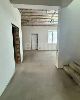 Дом 198м&sup2;, 2-этажный, участок 5 сот.  