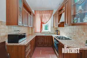 Дом 211м², 2-этажный, участок 12 сот.  