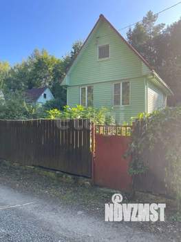 Дом 70м&sup2;, 2-этажный, участок 8 сот.  