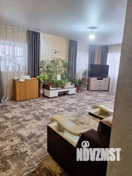 Дом 319м&sup2;, 3-этажный, участок 4 сот.  