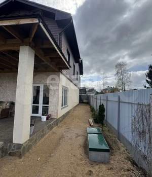 Дом 190м², 2-этажный, участок 10 сот.  