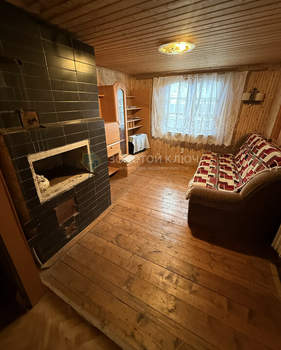 Дом 30м², 2-этажный, участок 6 сот.  