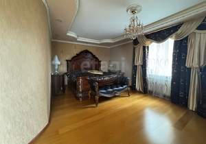 Дом 424м², 4-этажный, участок 12 сот.  