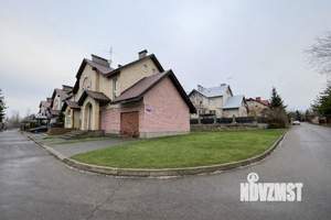 Таунхаус 242м&sup2;, 3-этажный, участок 4 сот.  