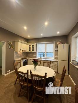 Дом 112м&sup2;, 2-этажный, участок 5 сот.  