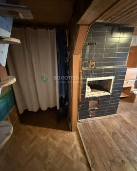 Дом 30м², 2-этажный, участок 6 сот.  