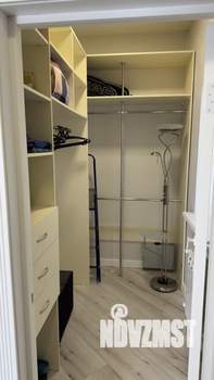 Дом 170м&sup2;, 2-этажный, участок 10 сот.  