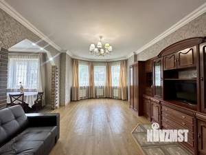 Дом 350м², 2-этажный, участок 13 сот.  