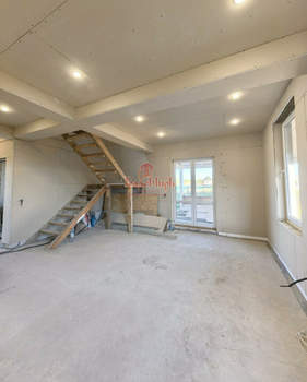 Дом 147м², 2-этажный, участок 5 сот.  