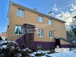 Дом 351м&sup2;, 3-этажный, участок 12 сот.  