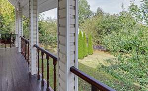 Дом 211м&sup2;, 2-этажный, участок 12 сот.  