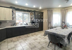 Дом 190м&sup2;, 2-этажный, участок 7 сот.  