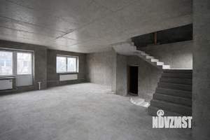 Таунхаус 242м&sup2;, 3-этажный, участок 4 сот.  