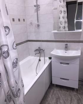 2-к квартира, на длительный срок, 45м2, 1/3 этаж